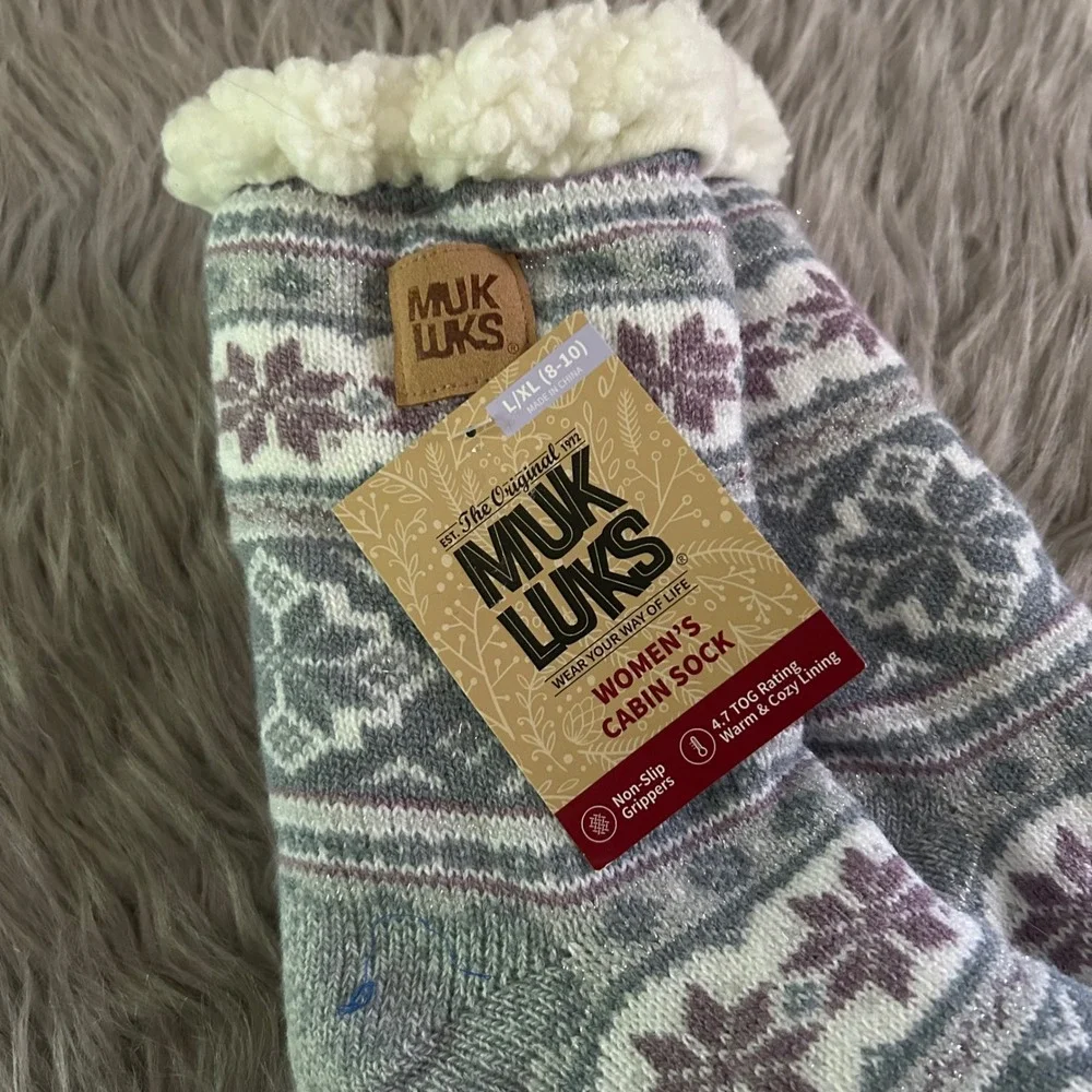 Muk Luks Cabin Sock Womens Size Large/XL (8-10)‎ Non-Slip Grippers Warm Lining